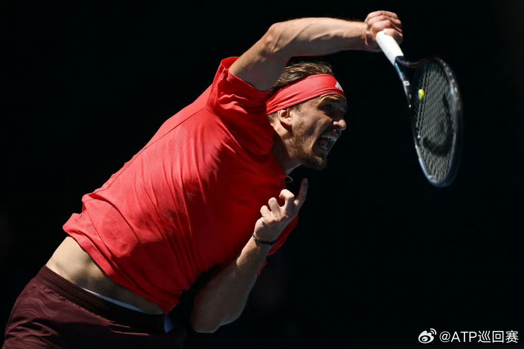 IM体育官方网-美网逆转澳网，兹维列夫统治全场