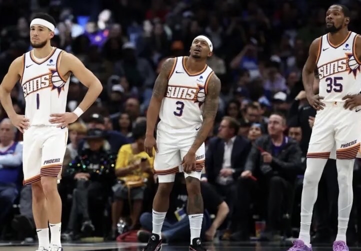 IM体育数据分析平台-灰熊爆冷步行者，艾顿制霸全场