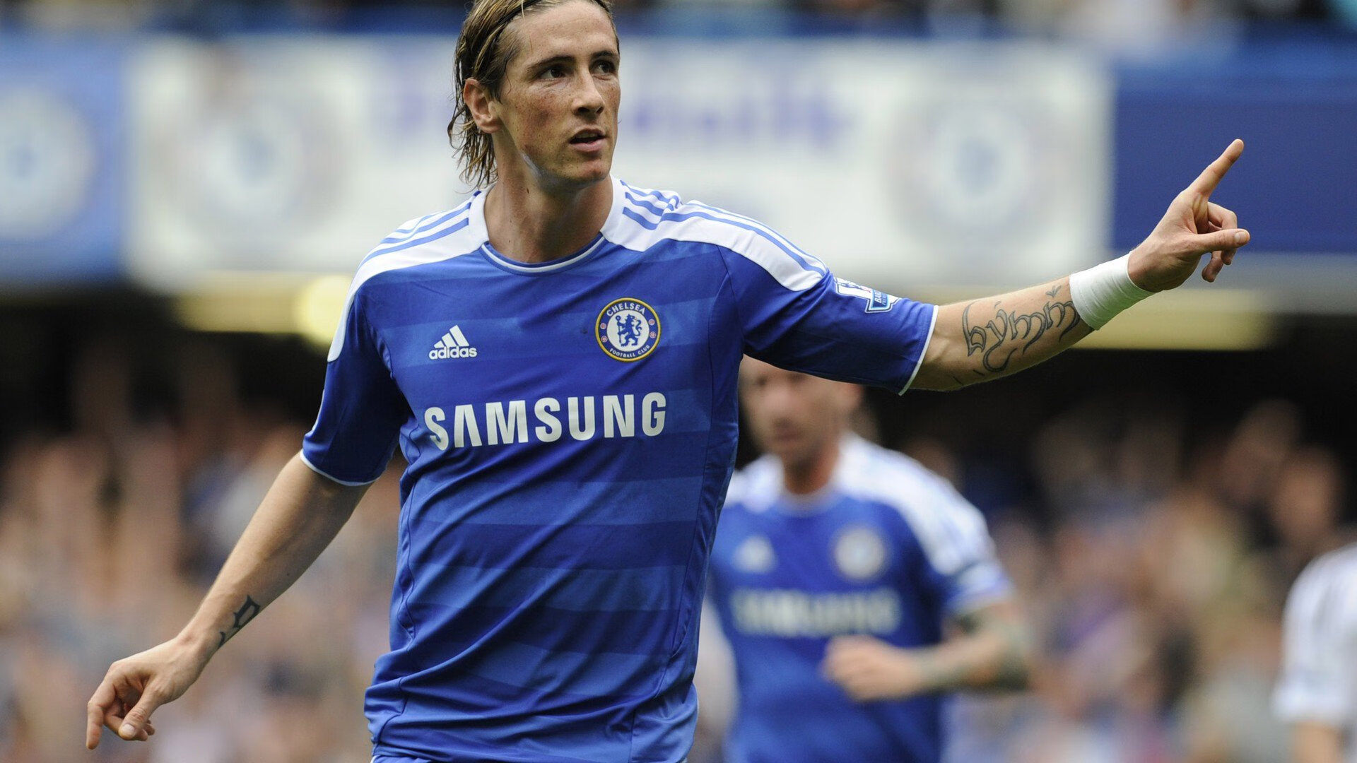 金玟哉一夫当关,拉齐奥掀翻拜仁改写欧冠格局